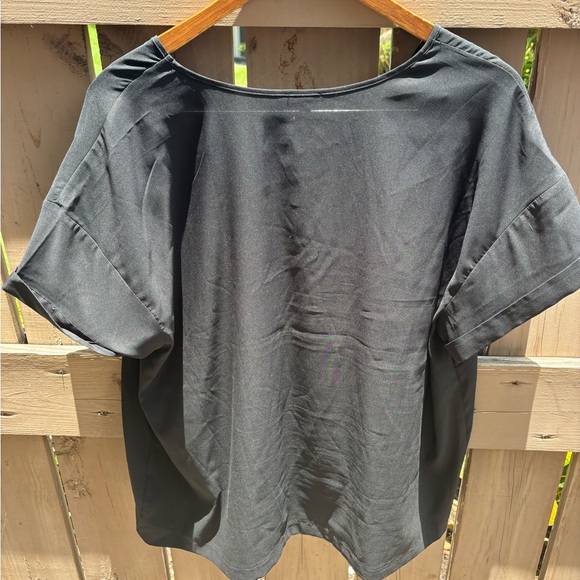 ☀️NWT☀️ Express Gramercy Black V-neck Top Sz XL - Picture 7 of 11